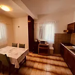 Pensjonat Anica 3*