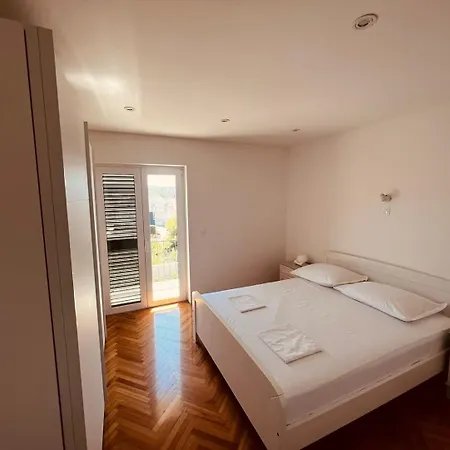 Anica Pensjonat 3*